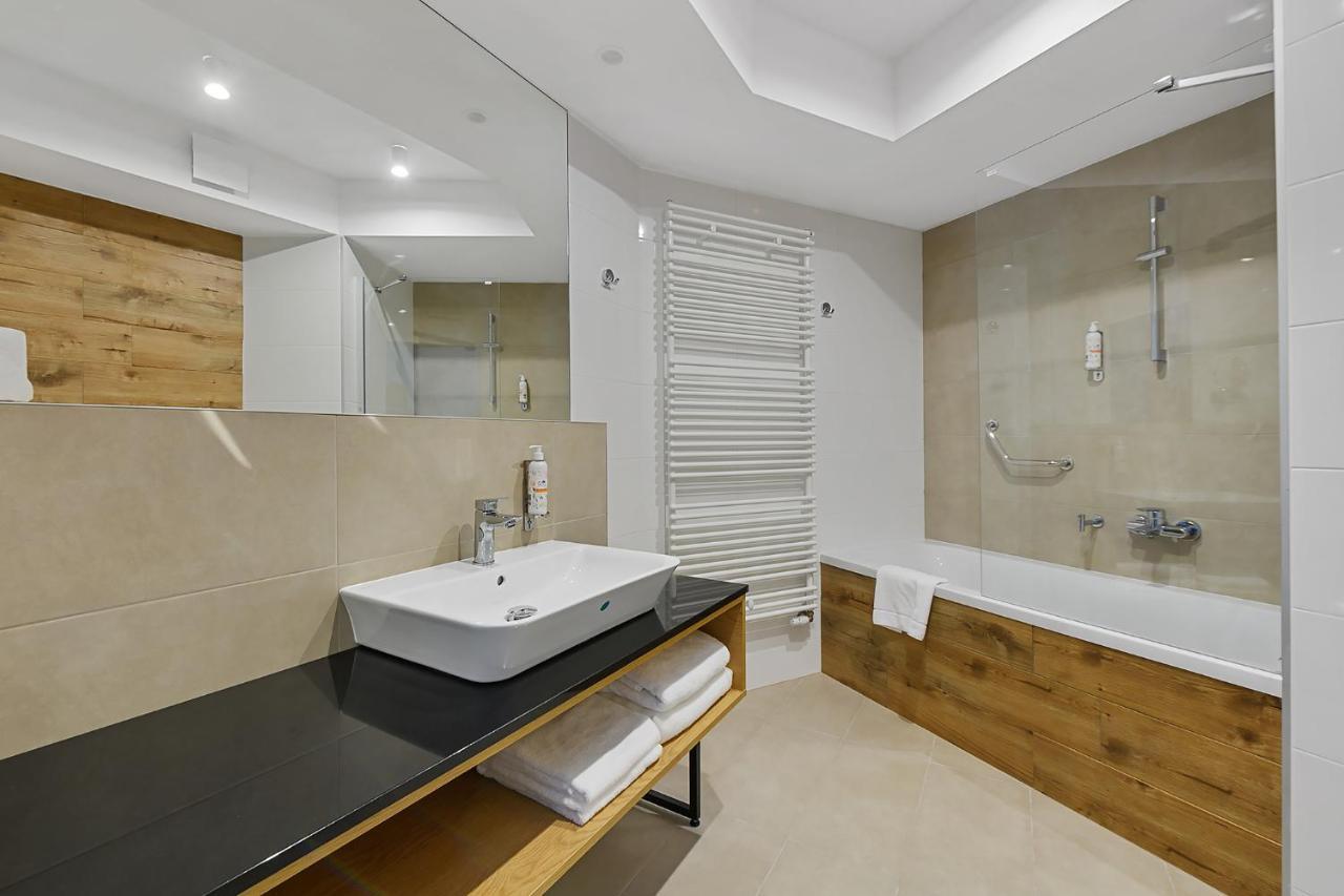 Aparthotel Termy Uniejow Dış mekan fotoğraf